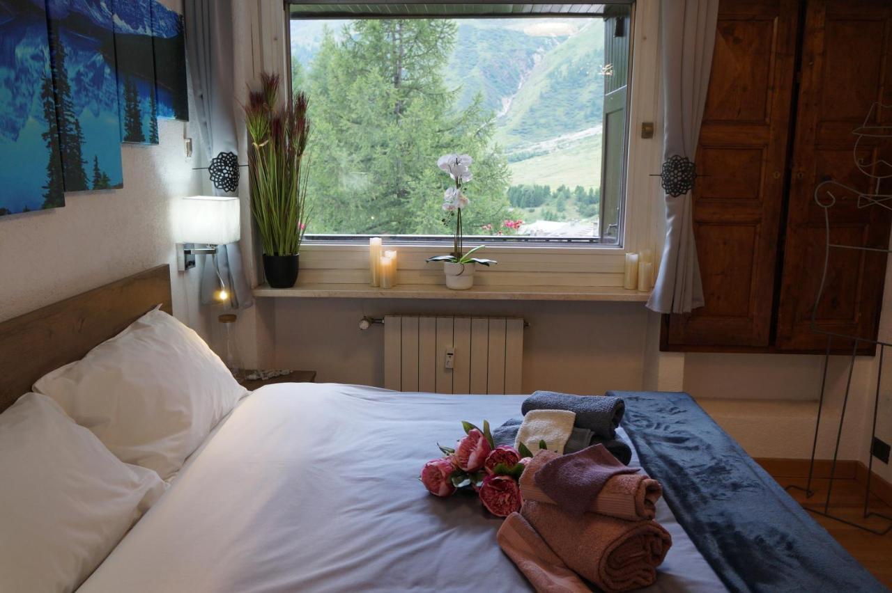Window On The Mountains Apartment Бройл-Червиня Екстериор снимка